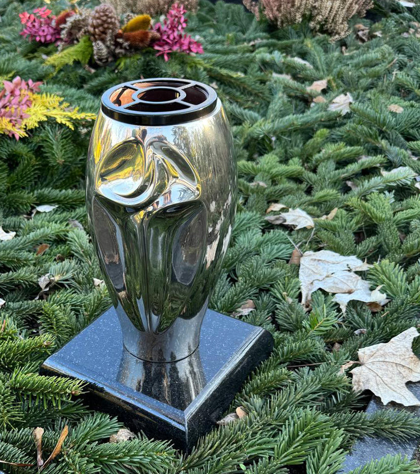 Edelstahl Grabvase Caggiati Special Inox – langlebige Friedhofsvase